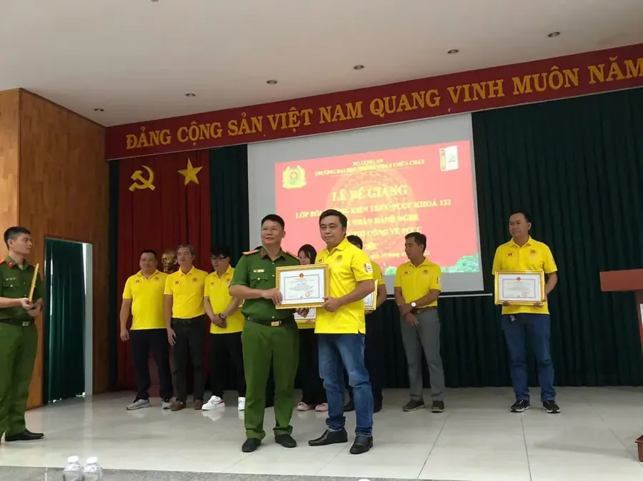 Lễ trao chứng chỉ hành nghề thi công về PCCC